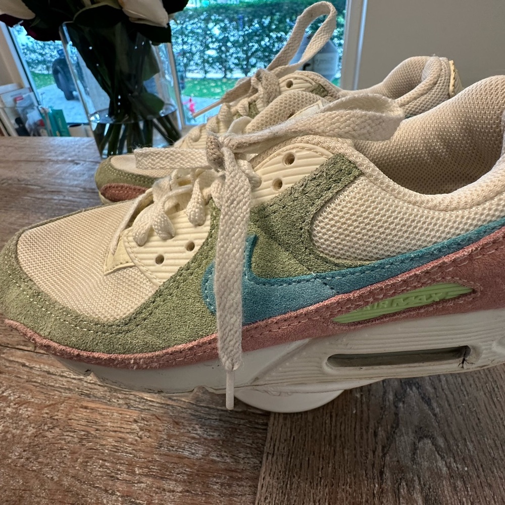 Nike Pink and Blue Sneakers with Air Max Sole